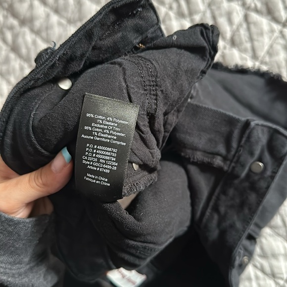 SUNDAY BEST ARITZIA Black Denim Jean Shorts - Mid Rise - Raw hem - Picture 5 of 7